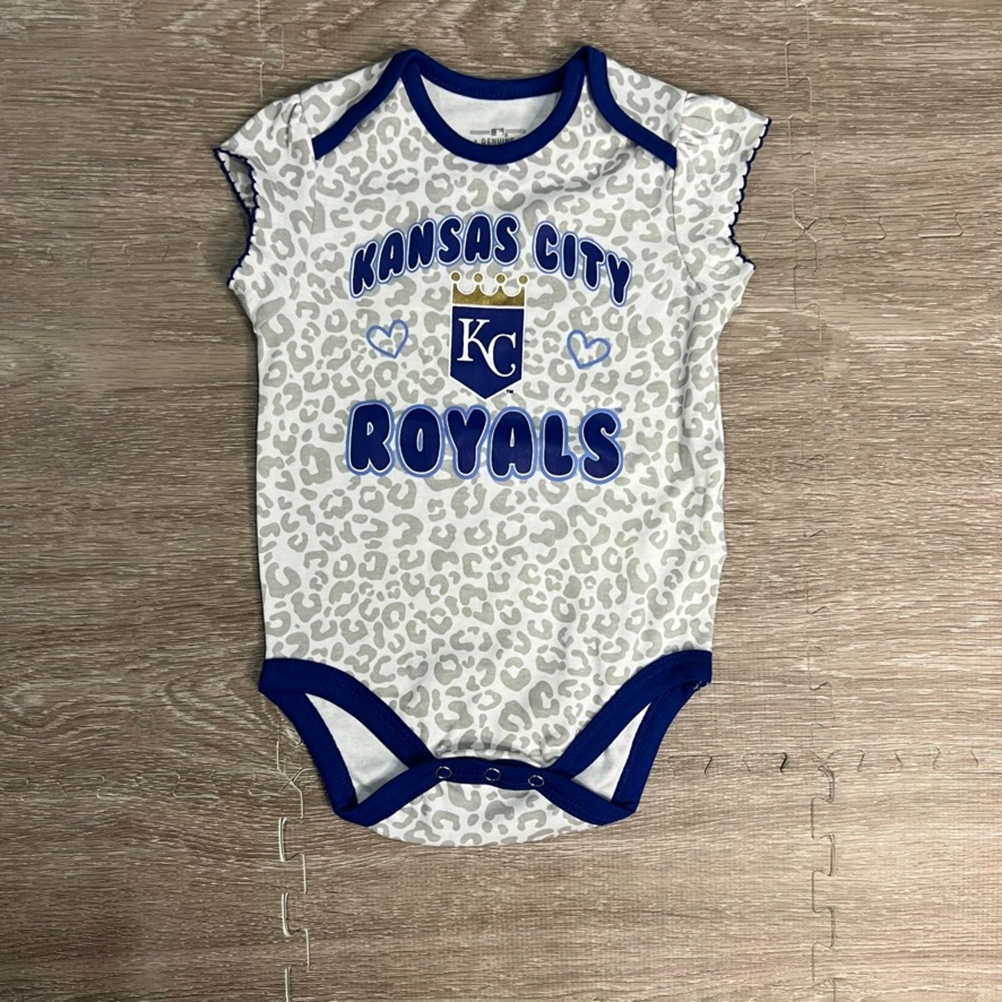 NWT Kansas City Royals Infant Size 12 Months 3-Piece Onesie Set Multicolor