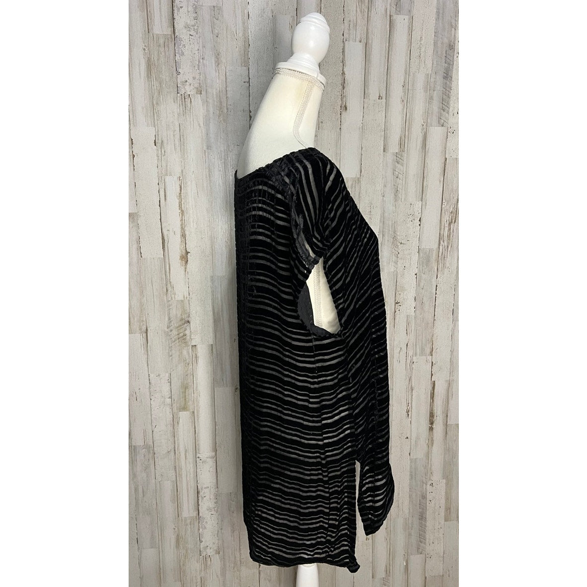 Eileen Fisher Women's Black Velvet Burnout Stripe Cap Sleeve Blouse Medium