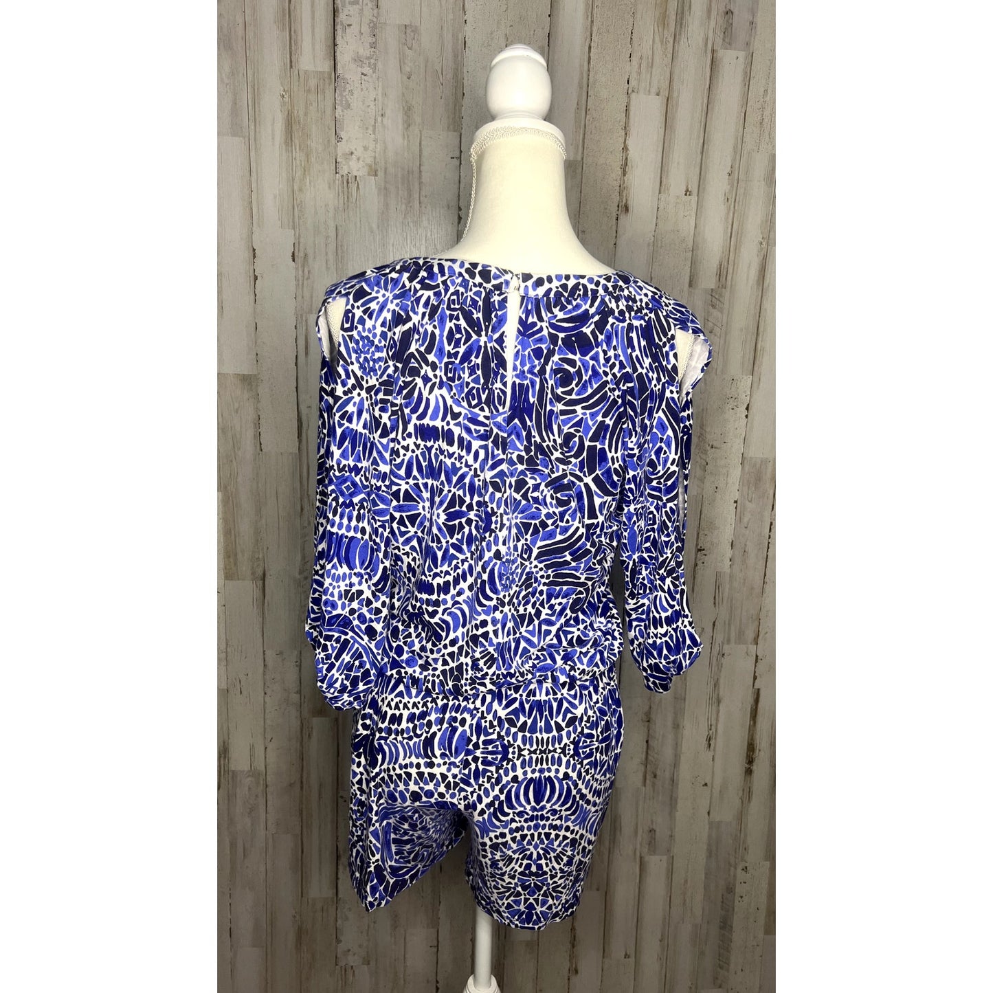 Lilly Pulitzer Women's Small Blue Taverna Tile V-Neck Romper Casual Spring