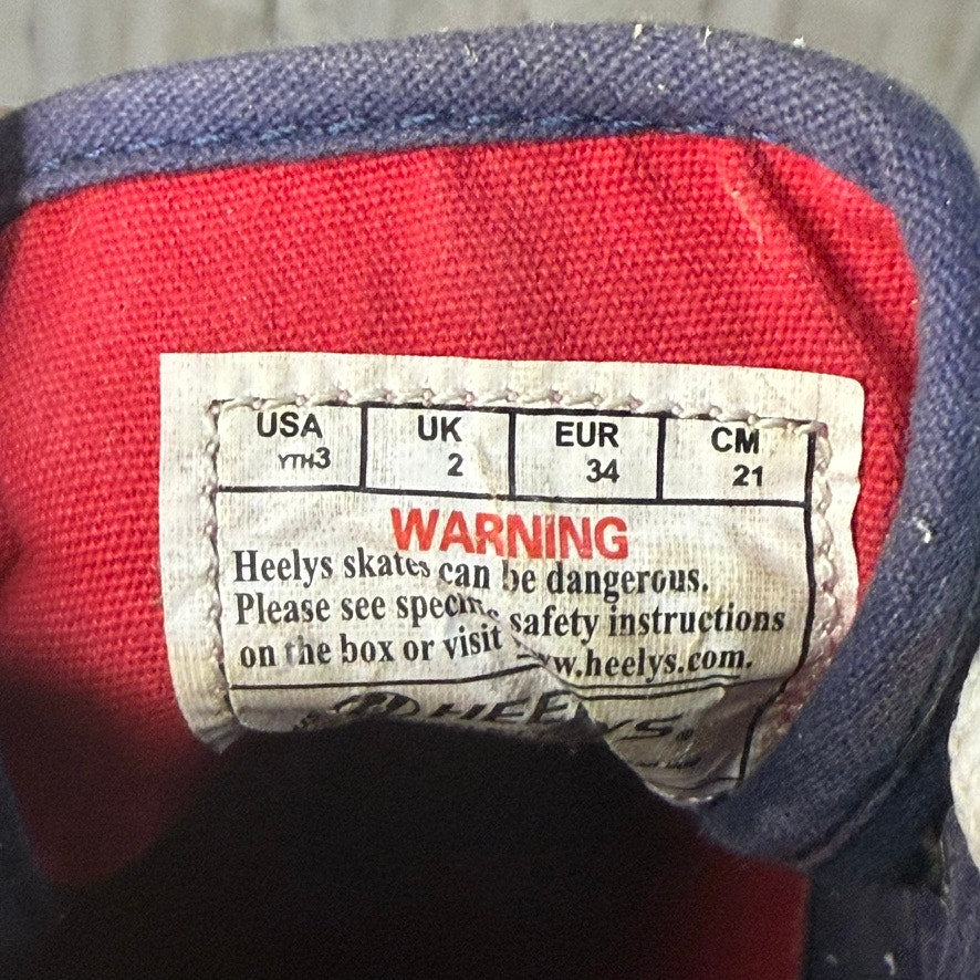 Heelys Youth Size 3 American Flag High-Top Skate Sneakers