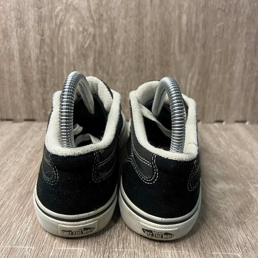 Vans Bearcat Youth Black/White Low Top Sneakers Size 3.5 Unisex Kids