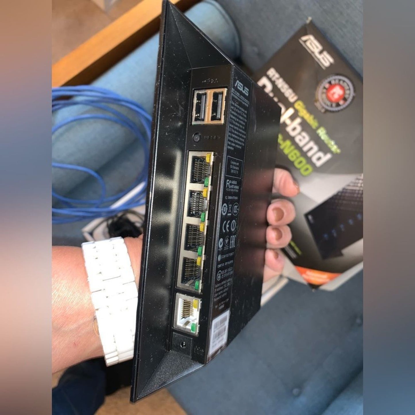 ASUS RT-N56U Gigabit Dual Band Wireless N600 Router
