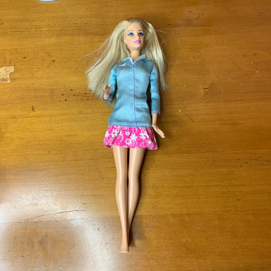 Barbie Fashion Doll Lot of 3 W/Outfits 2 Blonde & Brunette