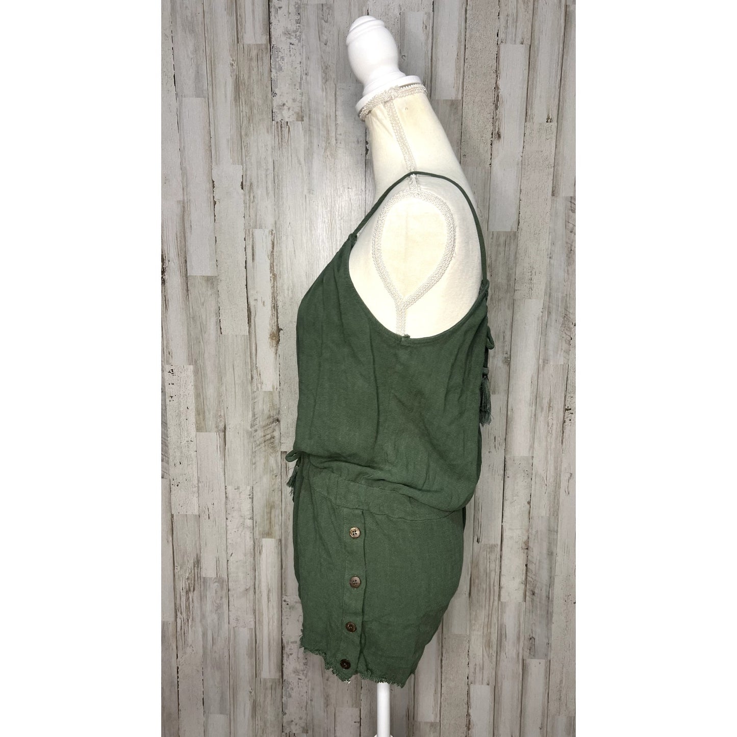 Mustard Seed Women's Green Linen Romper Size Small Summer Casual Sleeveless