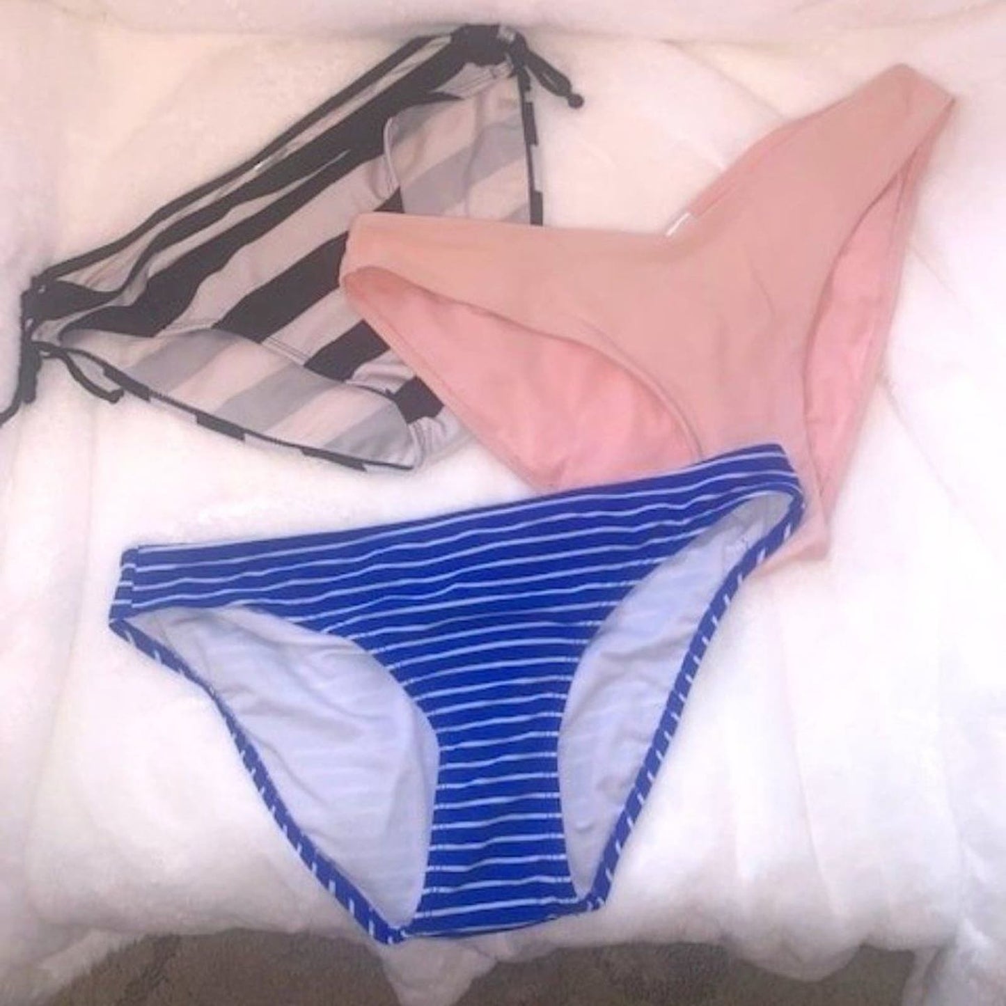 Set 3 Xhilaration bikini bottoms L