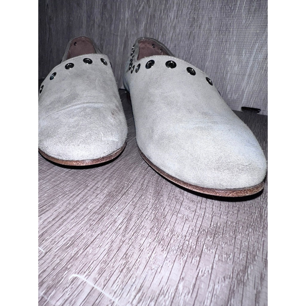 Ron White Women's Gray Suede Slip-On Loafers with Grommet Detail Size 9