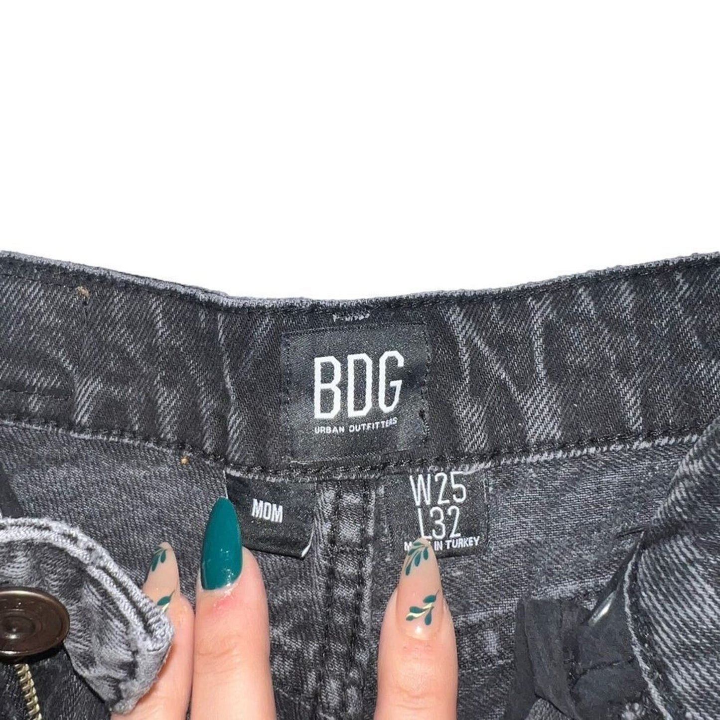 BDG Black High Rise Mom Jeans Size 25