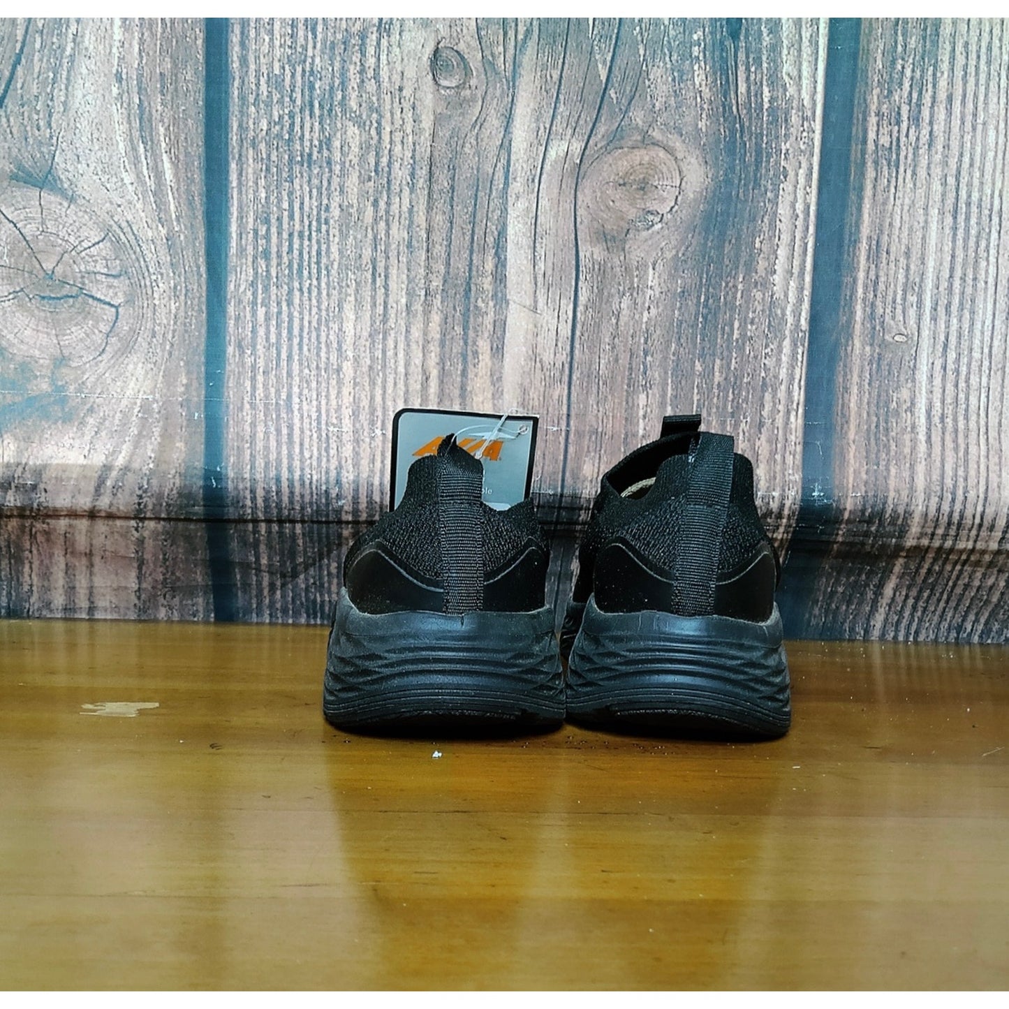 Avia Womens Slip-On Walking Sneakers Black Lightweight 7W