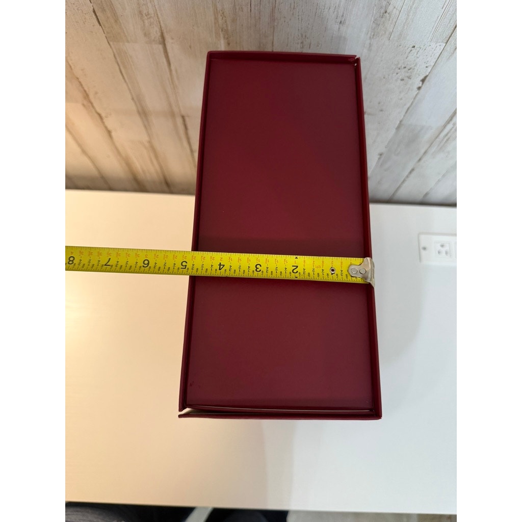 Gucci Gift Presentation Storage Box Burgundy Red White DAMAGED