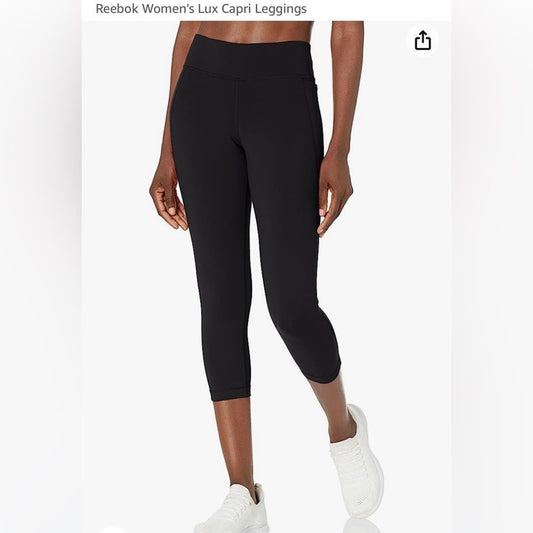 NWT Reebok XS Skinny Capris