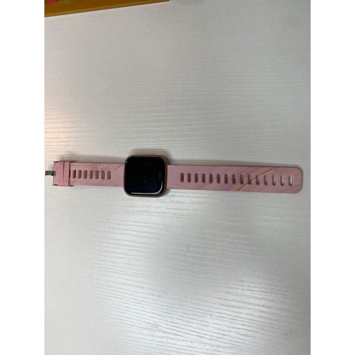 iTime Rose Gold Smart Sports Bracelet Fitness Tracker Pink Silicone Band NOT TESTED
