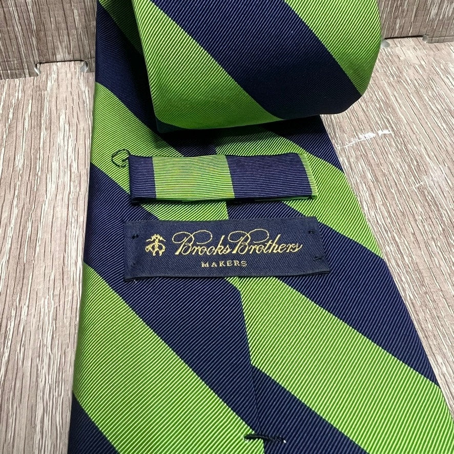 Brooks Brothers Men's Navy & Lime Green Striped Silk Tie