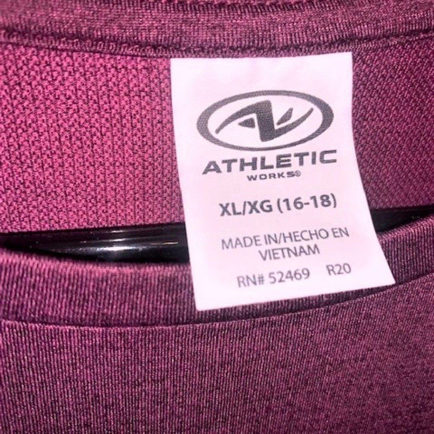 Set 2 maroon/lt blue tops - XL