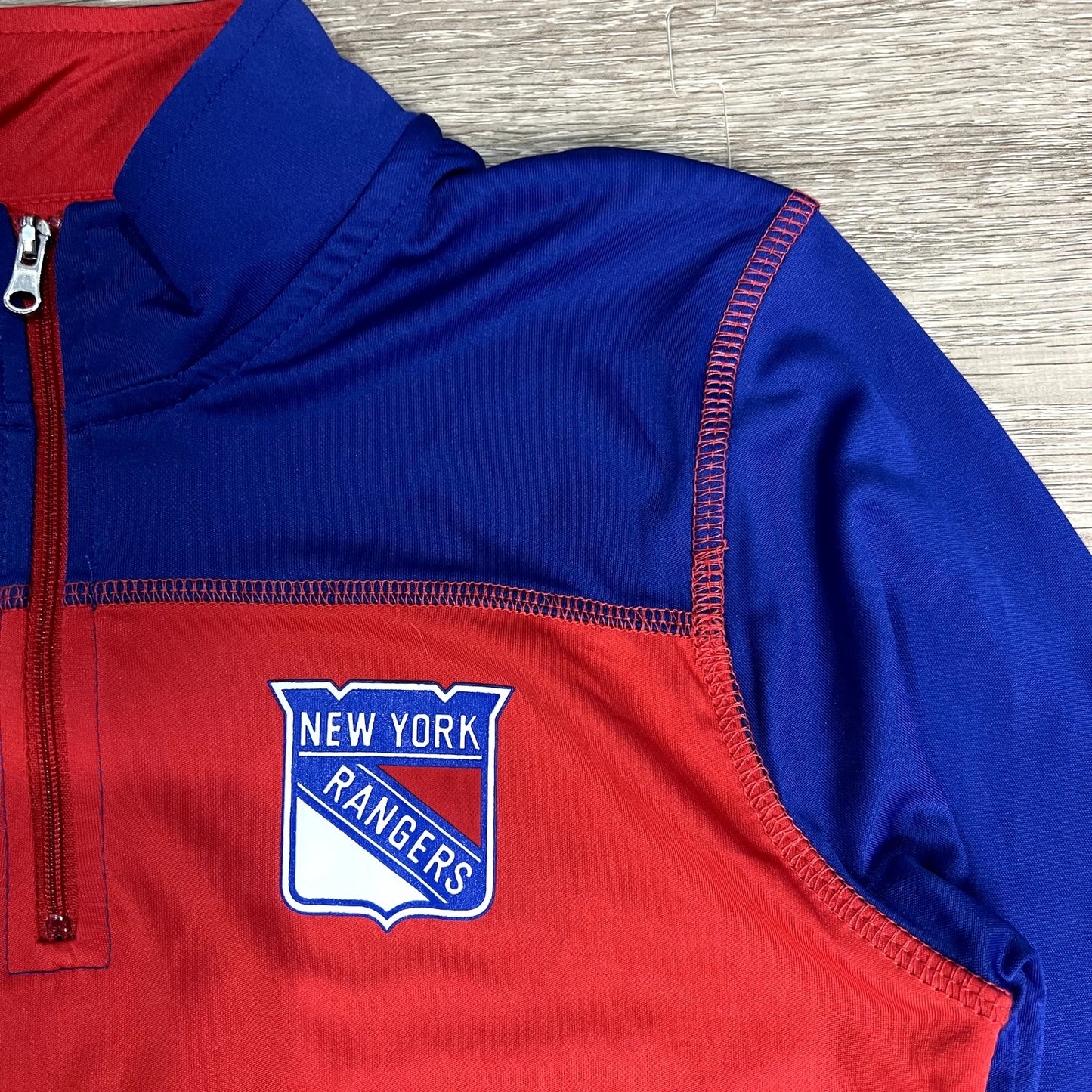 NWOT New York Rangers Kids Mediu Quarter-Zip Long Sleeve Pullover Top