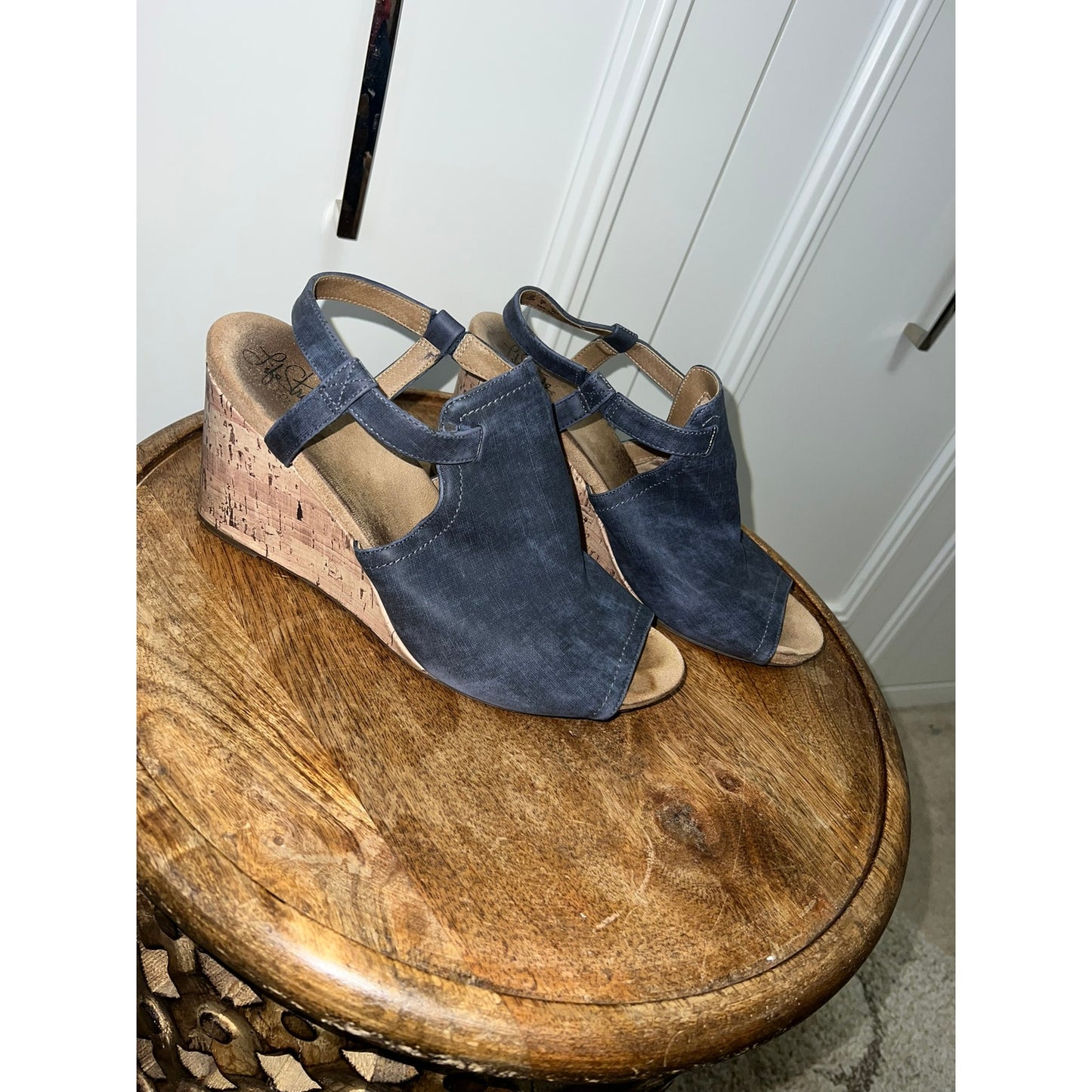 Life Stride Women's Denim Blue Wedge Sandals Size 10M Floral Cork Heel Summer Casual