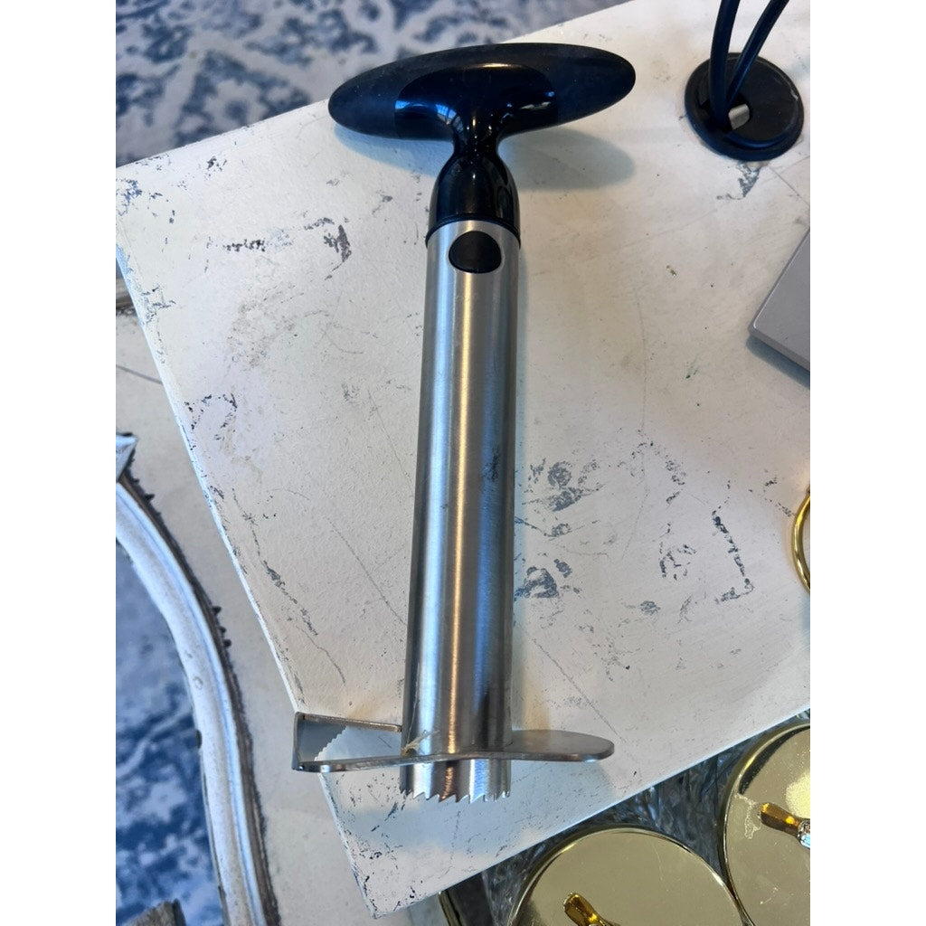 OXO Pineapple Corer Slicer Cutter Tool Silver w/ Black T-Handle Depth