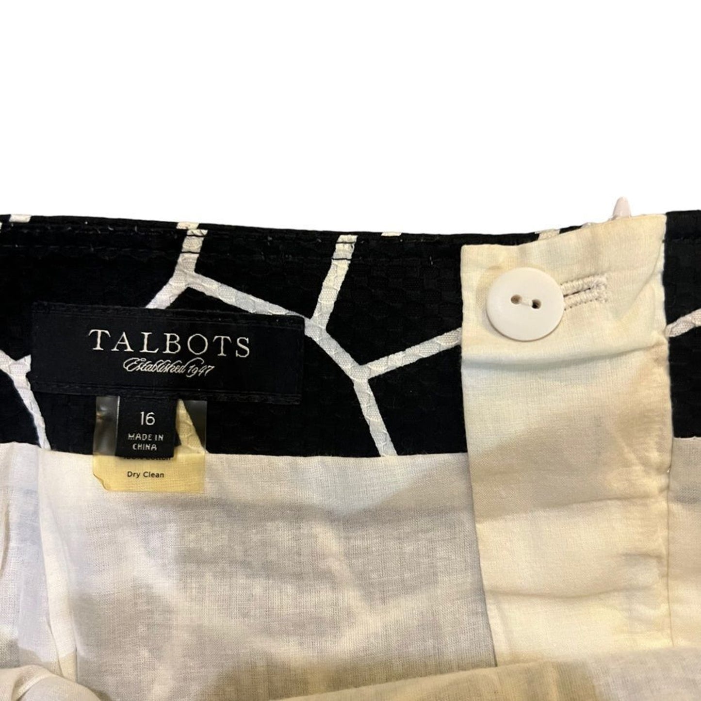 Talbots Skirt Womens Size 16 Black & Ivory Geometric A-Line Short Lined