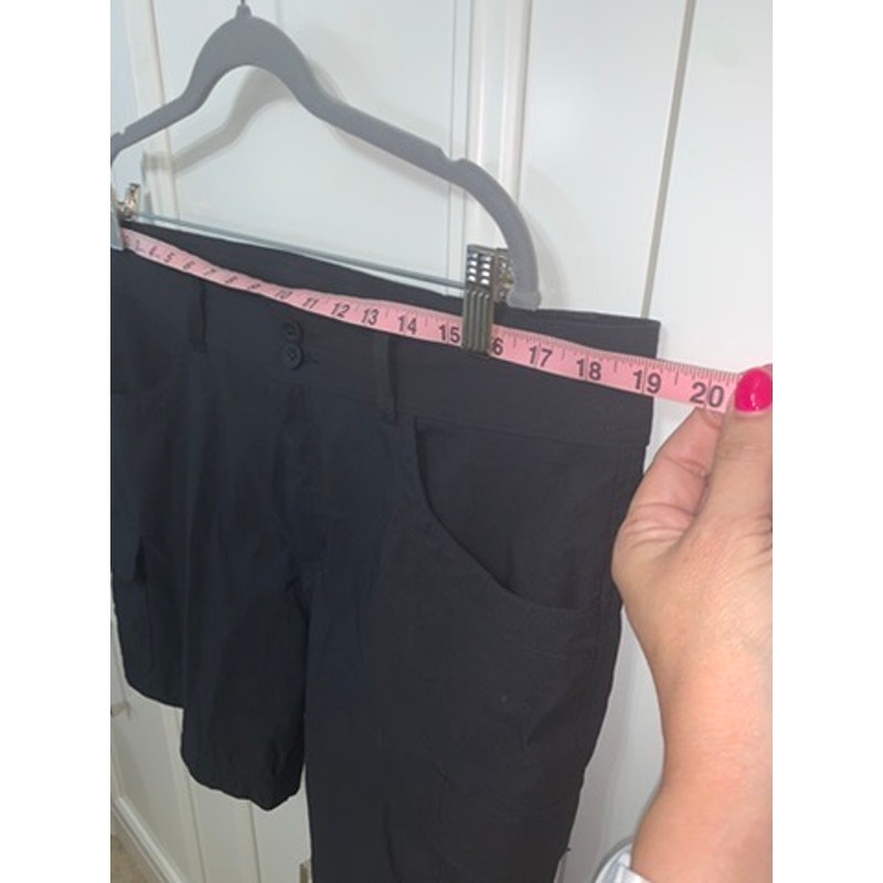 Eddie Bauer Women's Cargo Trail Shorts Black Size 16 Casual