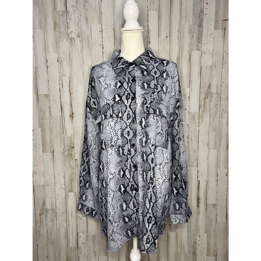 NWT PrettyLittleThing Women's XL Oversized Black Snake Print Long Sleeve Blouse