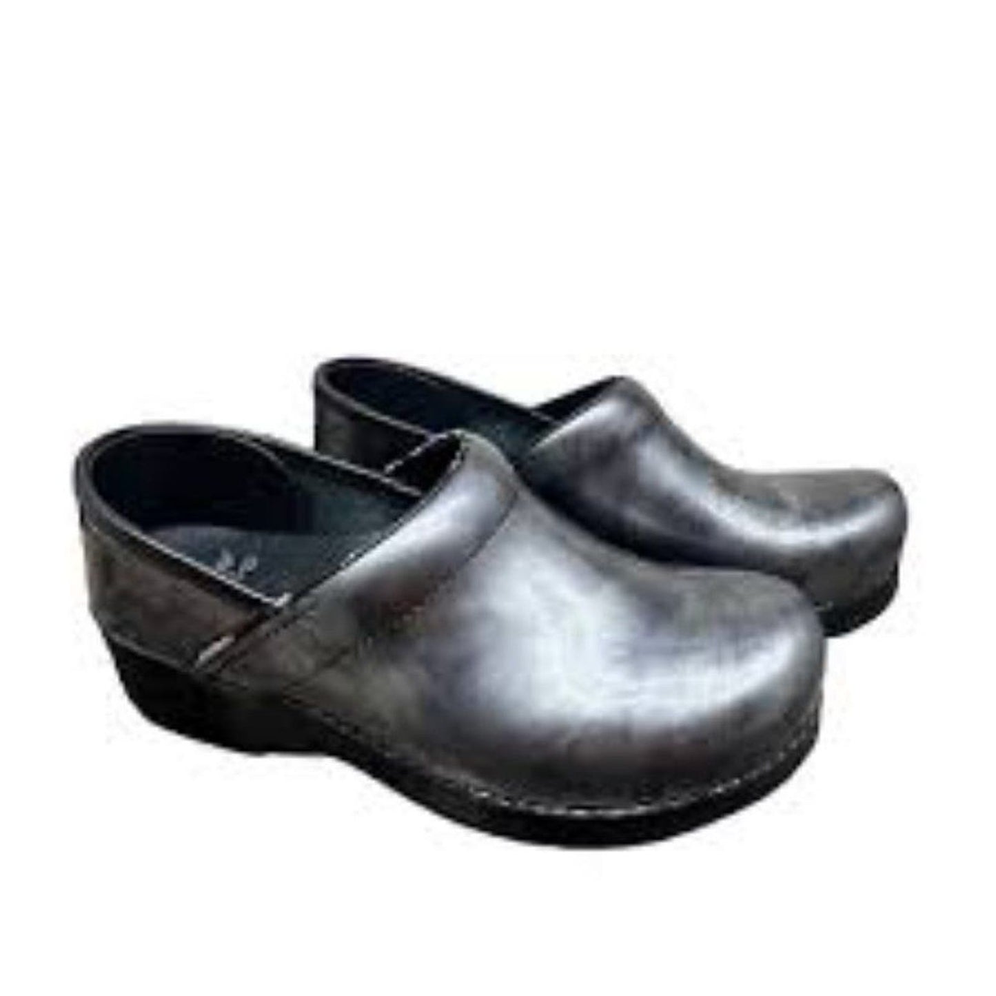 Dansko Professional Clog *size 38* Women’s size 7.5