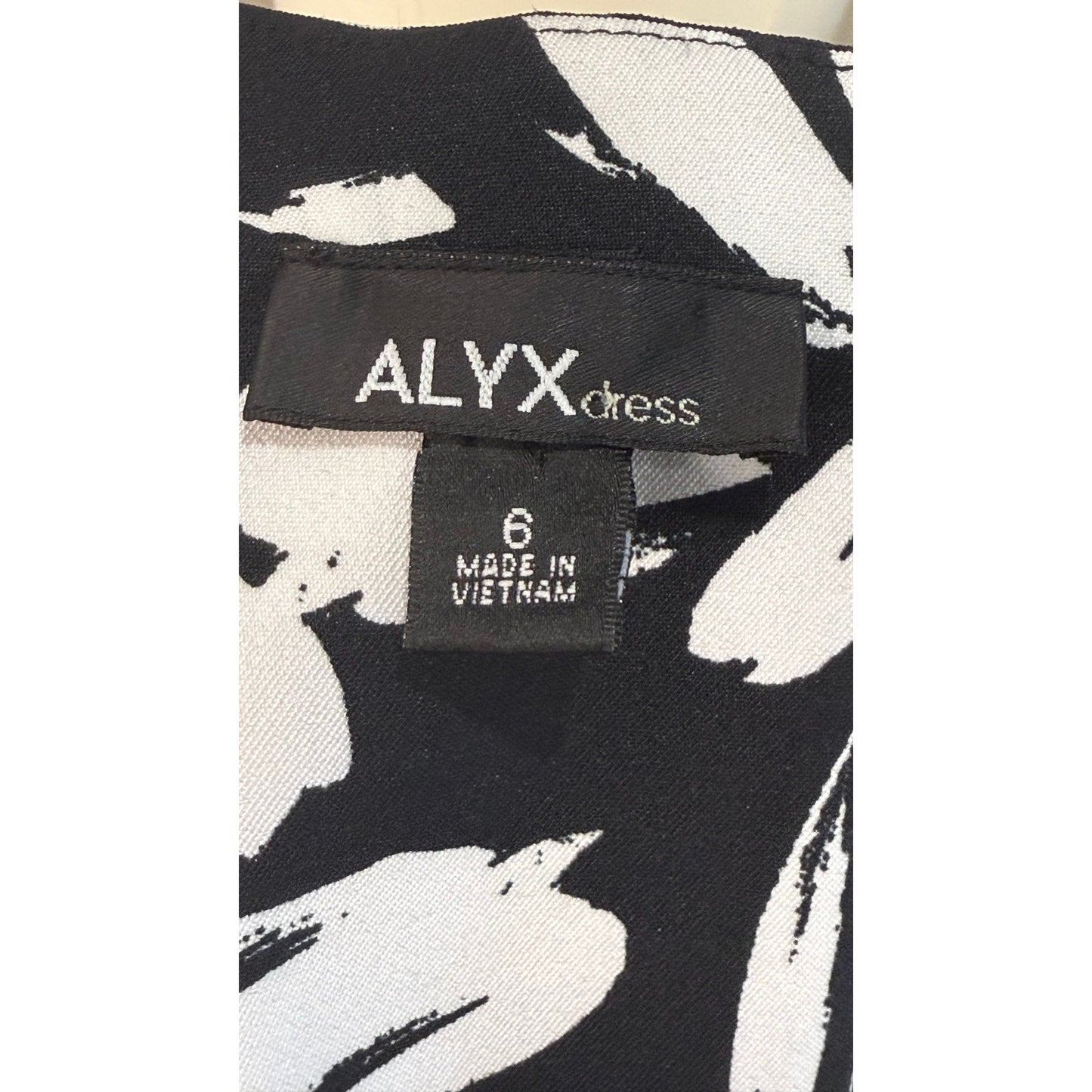 Alyx Women's Size 6 Sleeveless Sheath Dress Black/Red Geometric