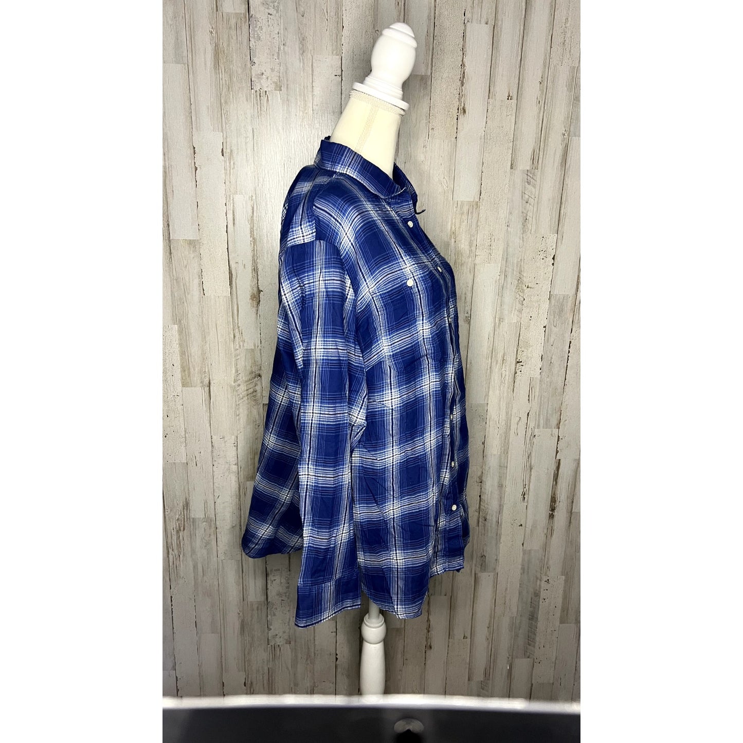 Ralph Lauren Women's 2XL Blue & White Plaid Button-Up Shirt Long Sleeve