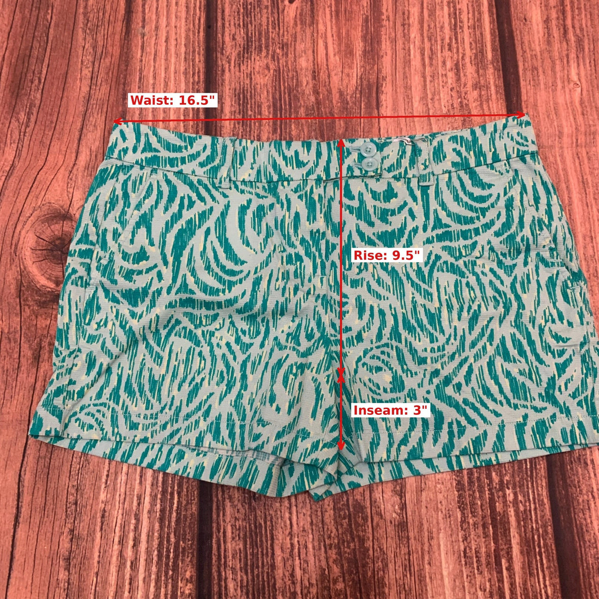 Vineyard Vines Green Zebra Print Day Boat Shorts Size 8