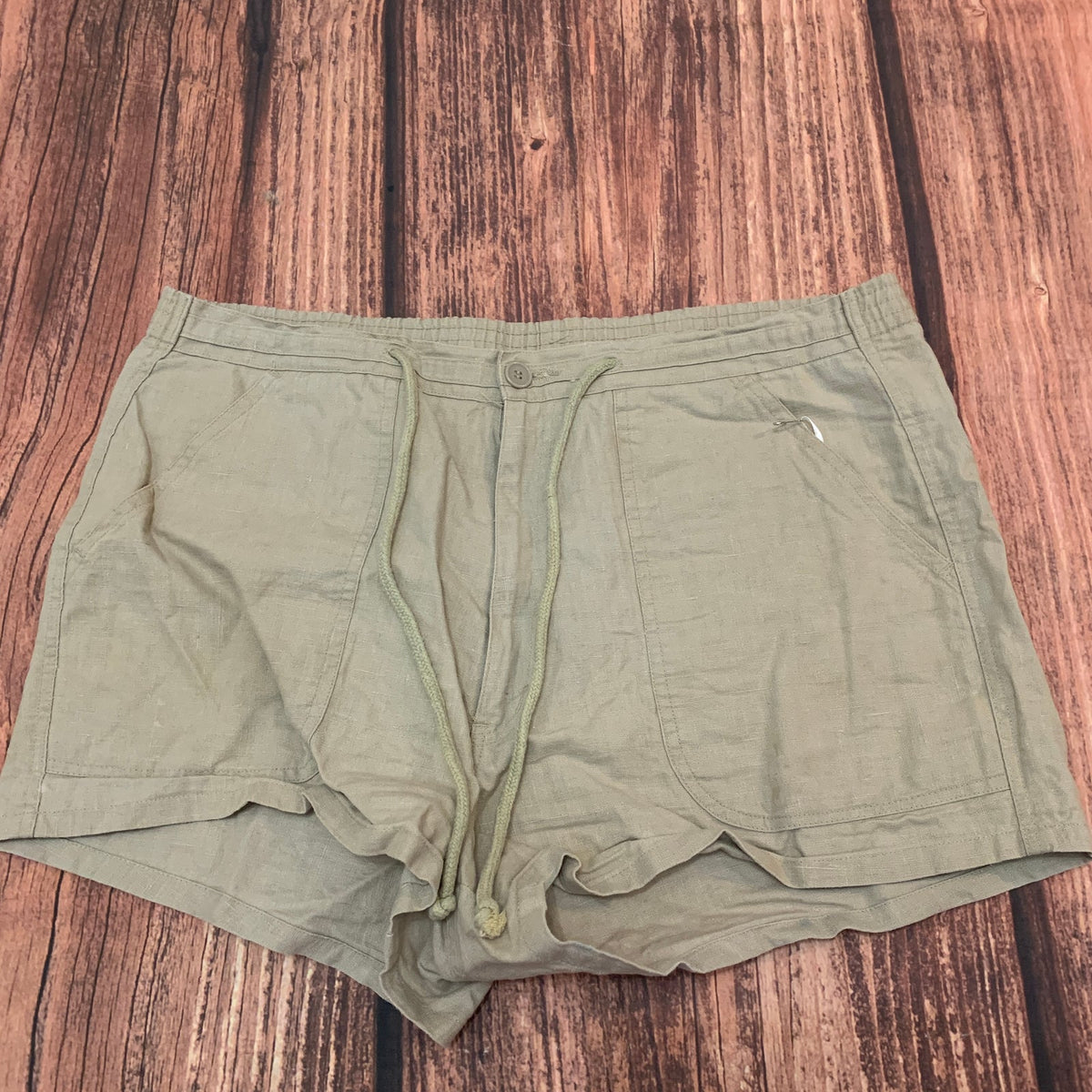 Island Image Khaki Tie Waist Shorts Size 34 Men’s Ramie
