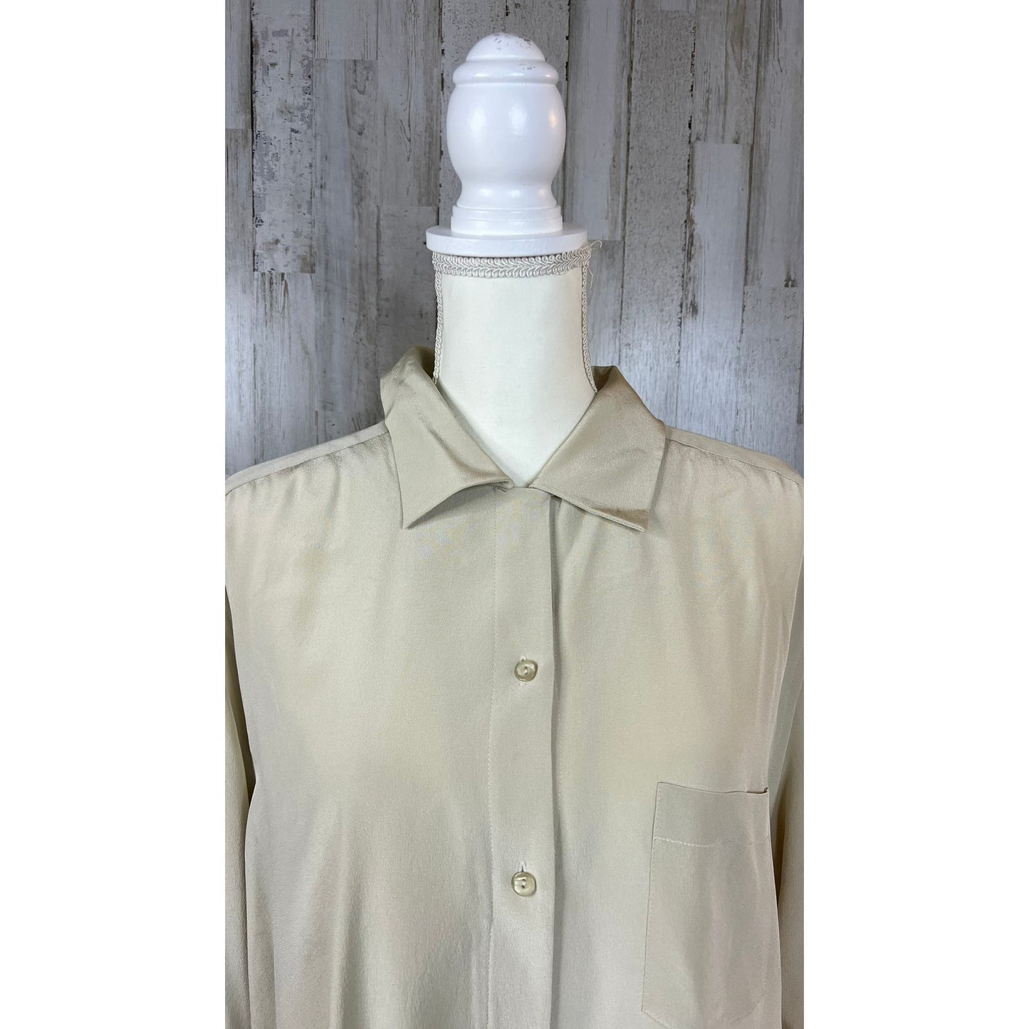 NWT Nygard Collection Women's Large Silk Button Down Blouse Beige Long Sleeve