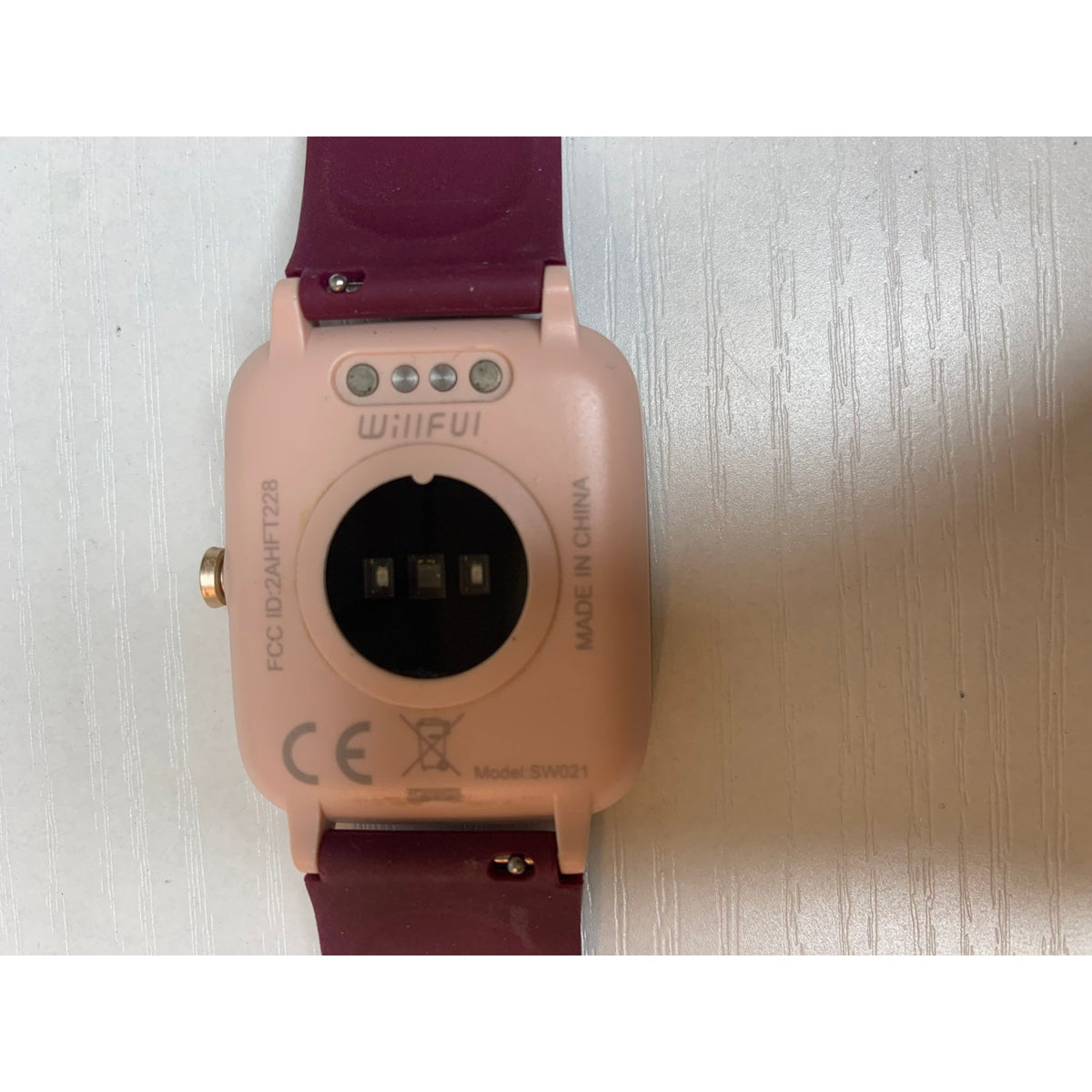 Smart Watch WillFUI SW021 Rose Gold Square Case Burgundy Silicone Band Fitness Tracker NOT TESTED