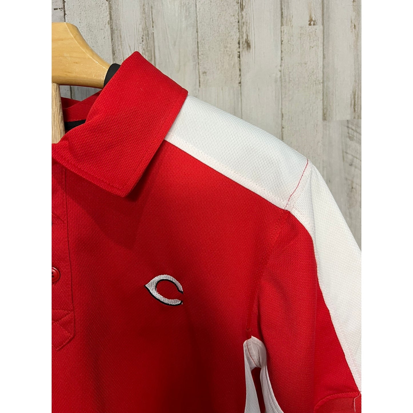 Cincinnati Reds Men's Polo Shirt Red Medium Short Sleeve Casual