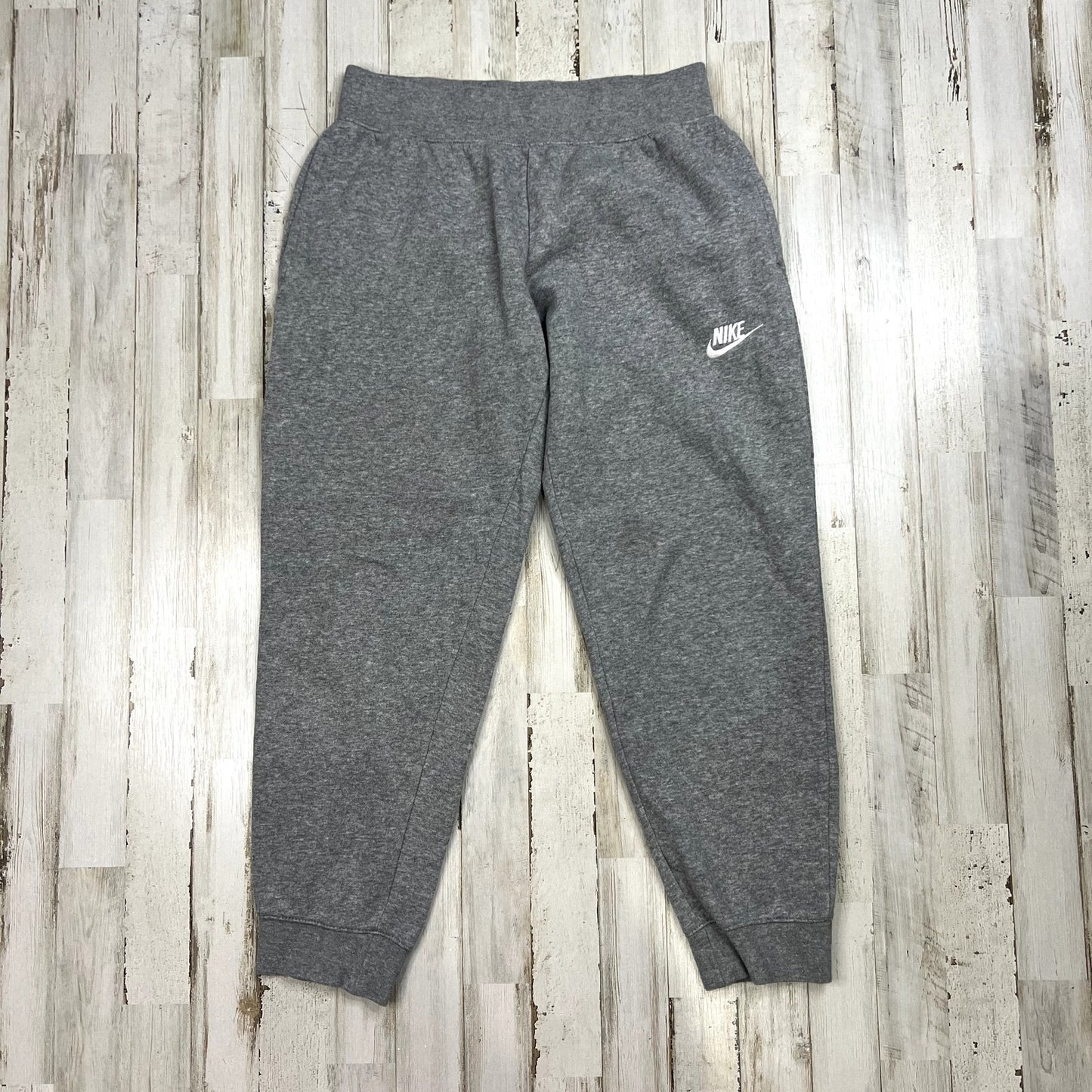 Nike Youth Club Size Medium Gray Fleece Joggers