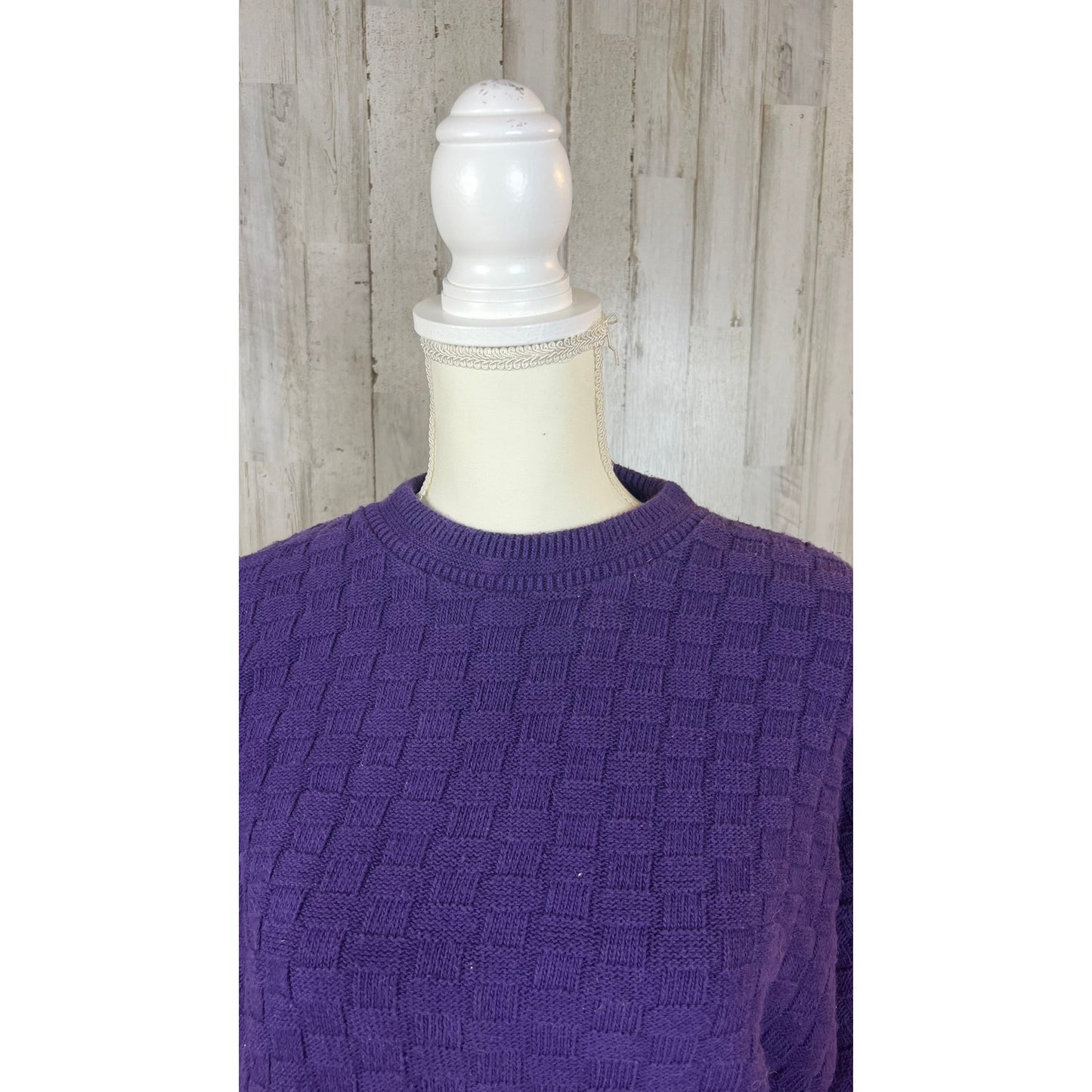 Vintage SaddleBred Men's Medium Purple Crew Neck Long Sleeve Sweater