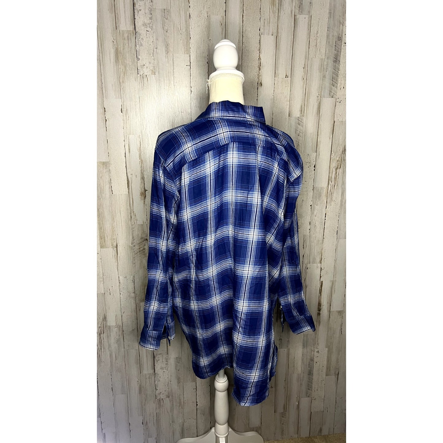 Ralph Lauren Women's 2XL Blue & White Plaid Button-Up Shirt Long Sleeve