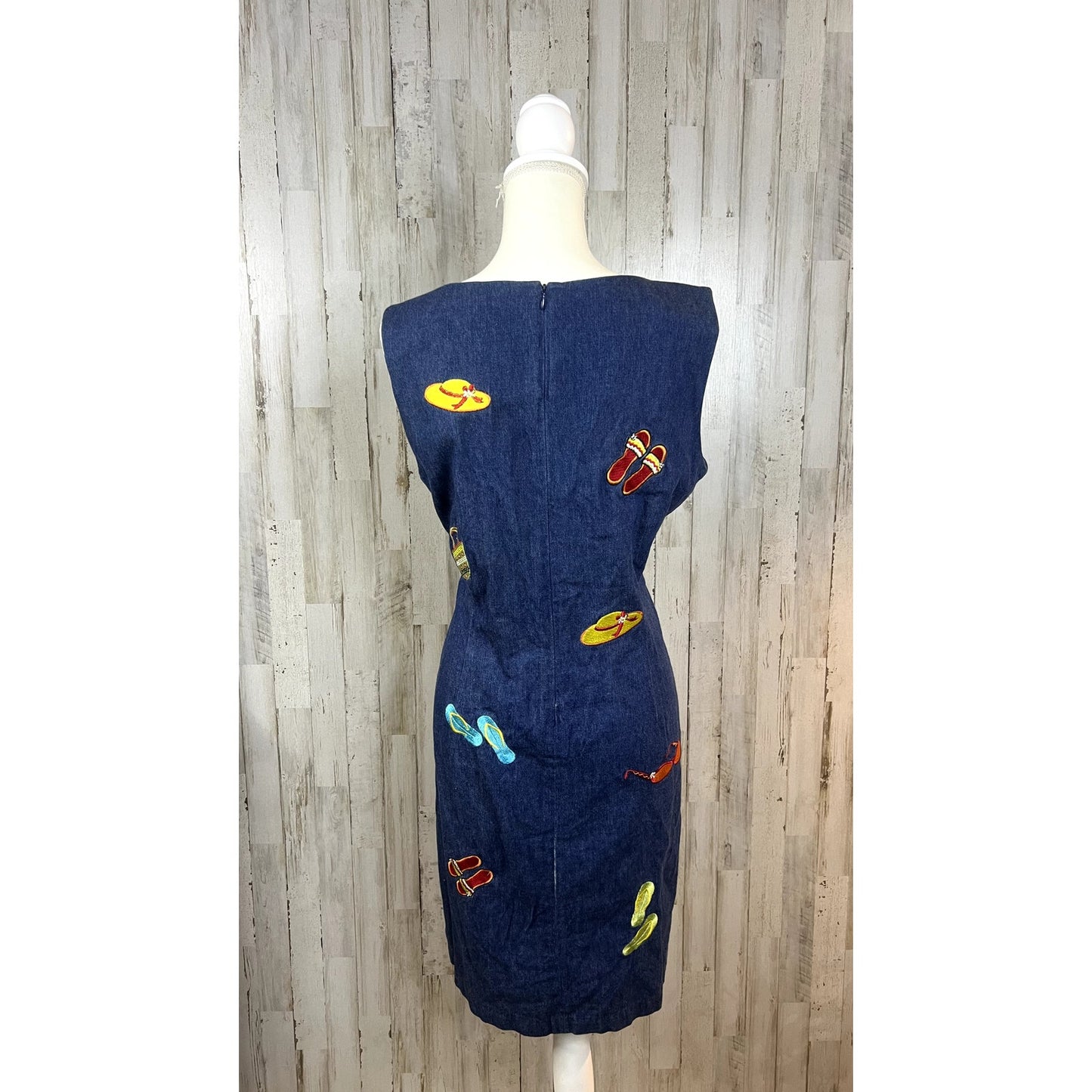 Dressbarn Vintage 80s Women's 12 Denim Blue Beach Embroidered Sleeveless Dress