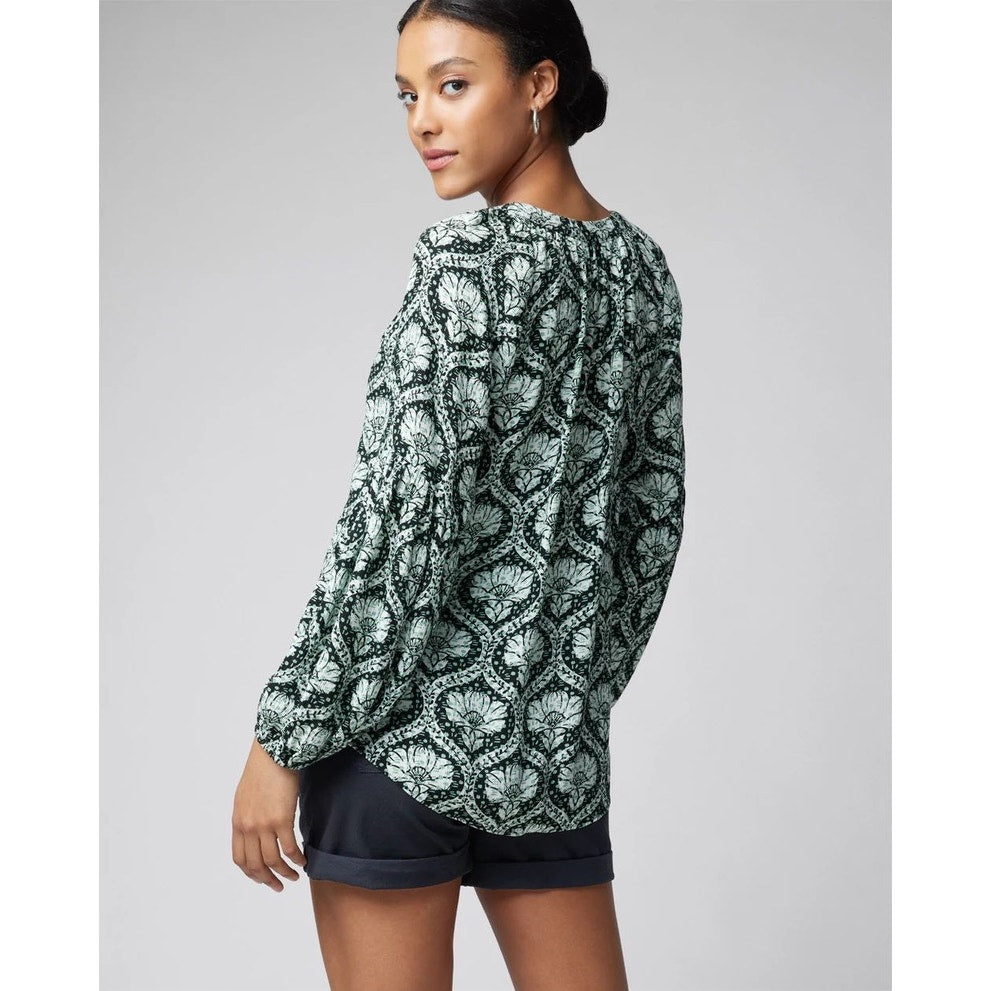 White House Black Market Women's Medium Green Geometric V-Neck Blouse