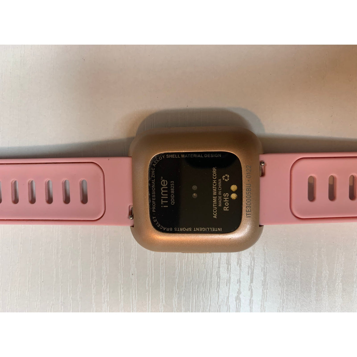 iTime Rose Gold Smart Sports Bracelet Fitness Tracker Pink Silicone Band NOT TESTED