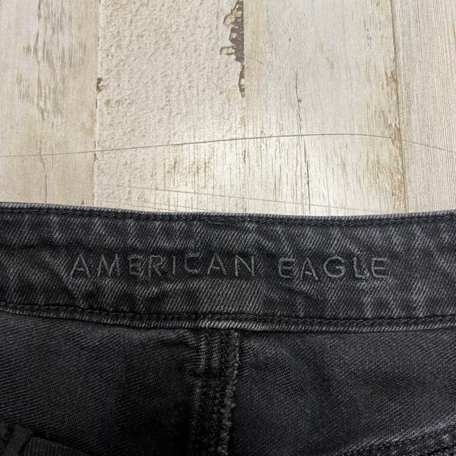 American Eagle Women's Mom Straight Jeans Size 10 Black Distressed Denim