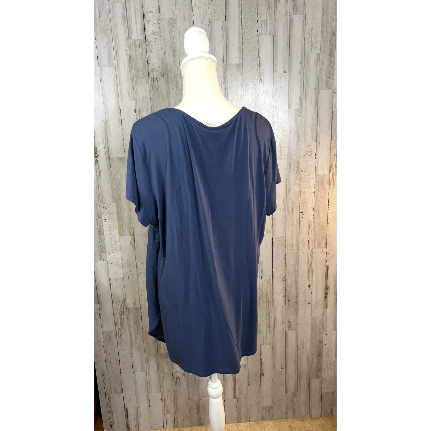 Soft Surroundings Women's V-Neck Asymmetrical Hem Short Sleeve Top Blue Size XL