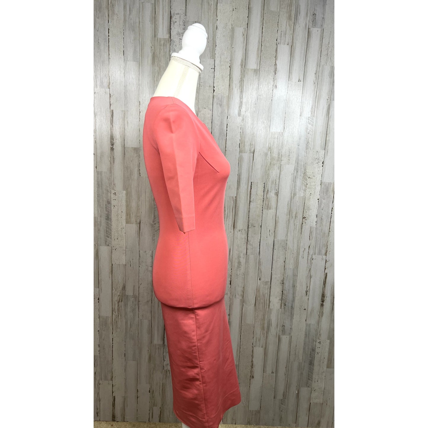 Diane von Furstenberg Coral Fitted Knee Length Dress Size 2 Short Sleeve