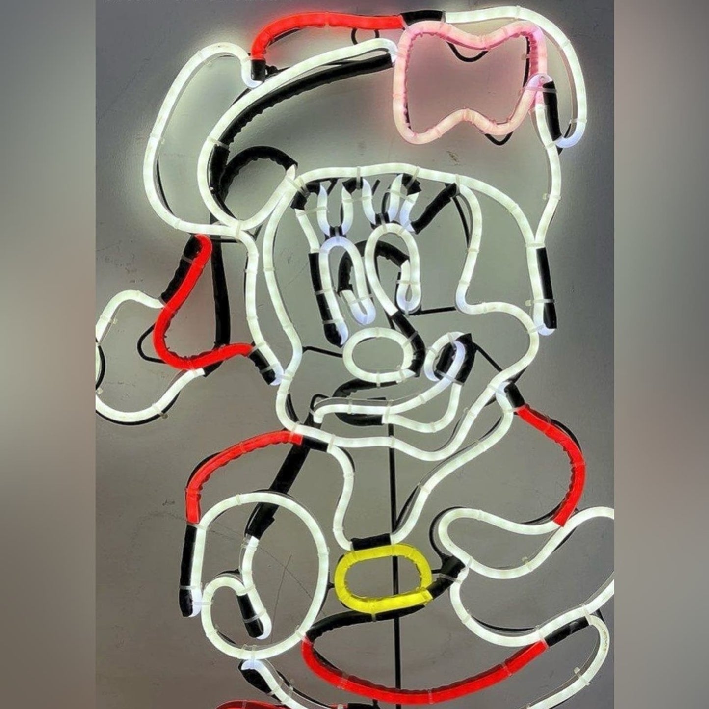 Gemmy Disney Christmas Mickey & Minnie Mouse 29-in Sculpture with LED Lights