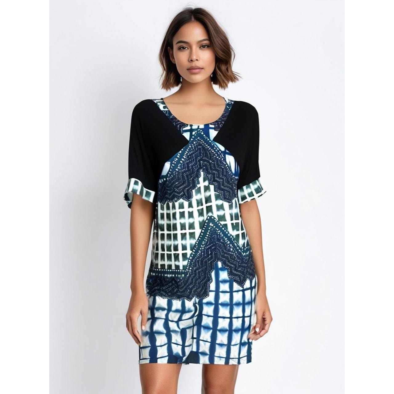 Minkpink Women's Blue Geometric Tribal Shift Dress Short Sleeve Size Small