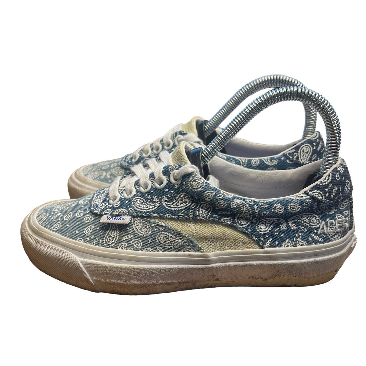 Vans Acer Ni SP Blue Paisley Bandana Print Ultracush Sneakers Women’s Size 6