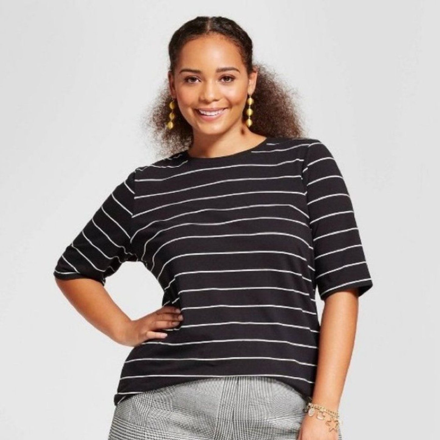 Who What Wear Top Women's Medium Black & White Striped Boat Neck 3/4 Sleeve
