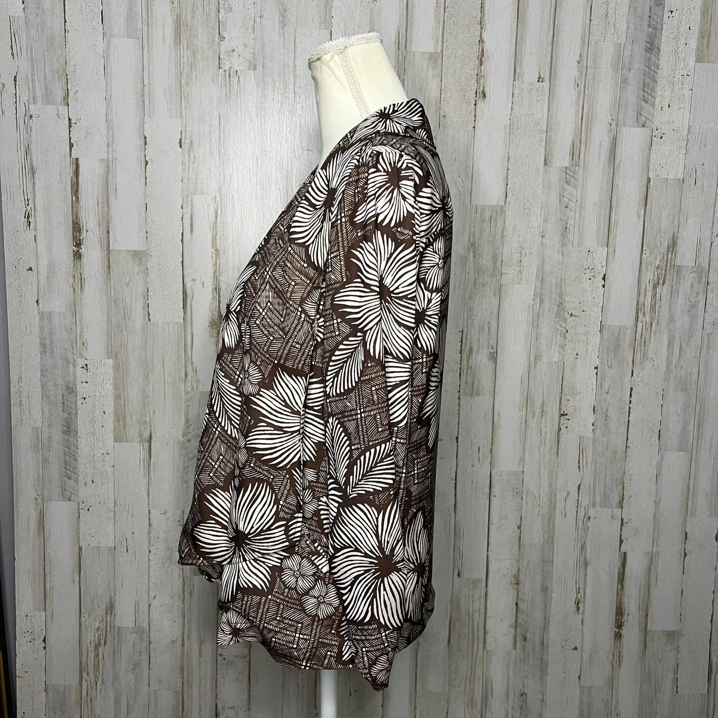 NWT Chico's Women's Cardigan Size 0 Brown Hawaiian Floral Long Sleeve