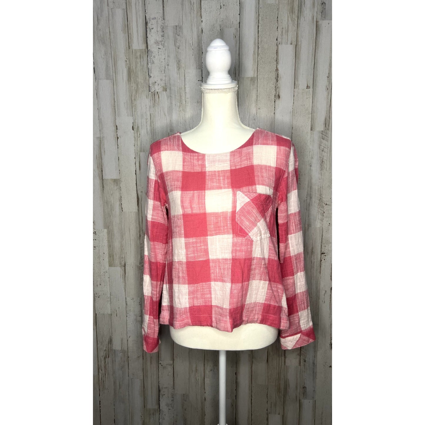 Anthropologie Cloth & Stone Women's XS Pink Gingham Button-Back Blouse