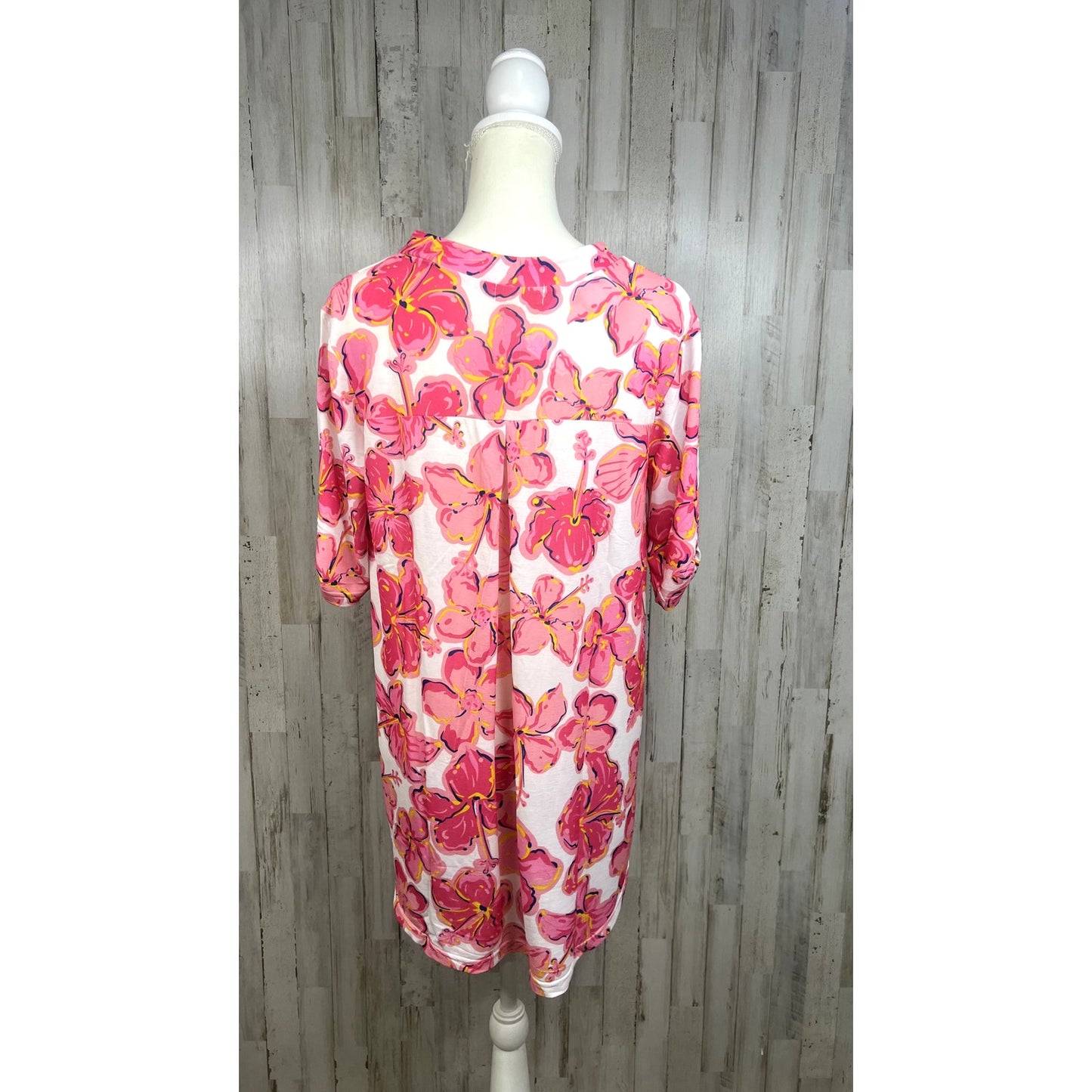 Simply Southern Women's Medium Pink Floral Tunic Top V-Neck Short Sleeve Blouse