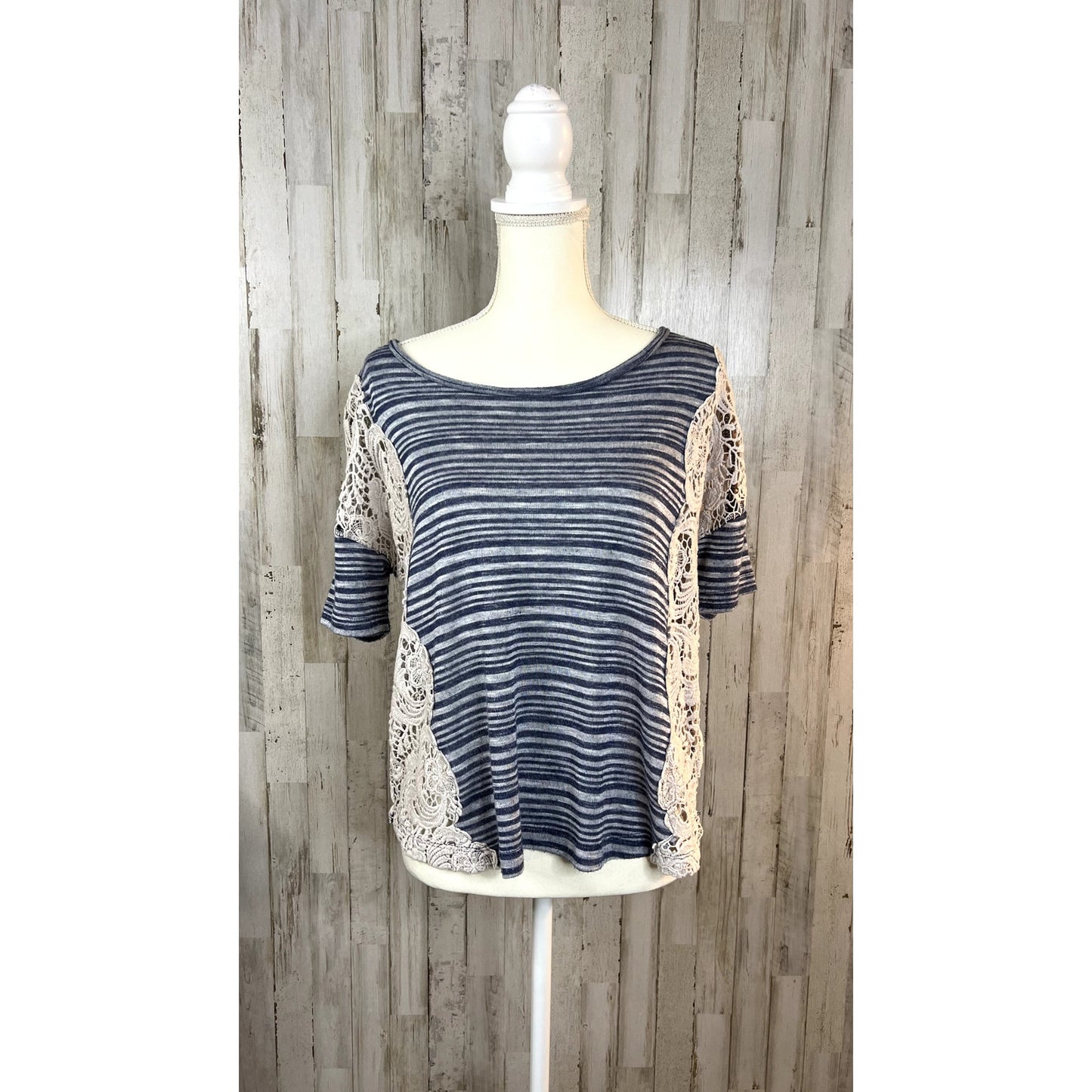 We The Free Women's Size Medium Blue/White Striped Crochet Lace Top