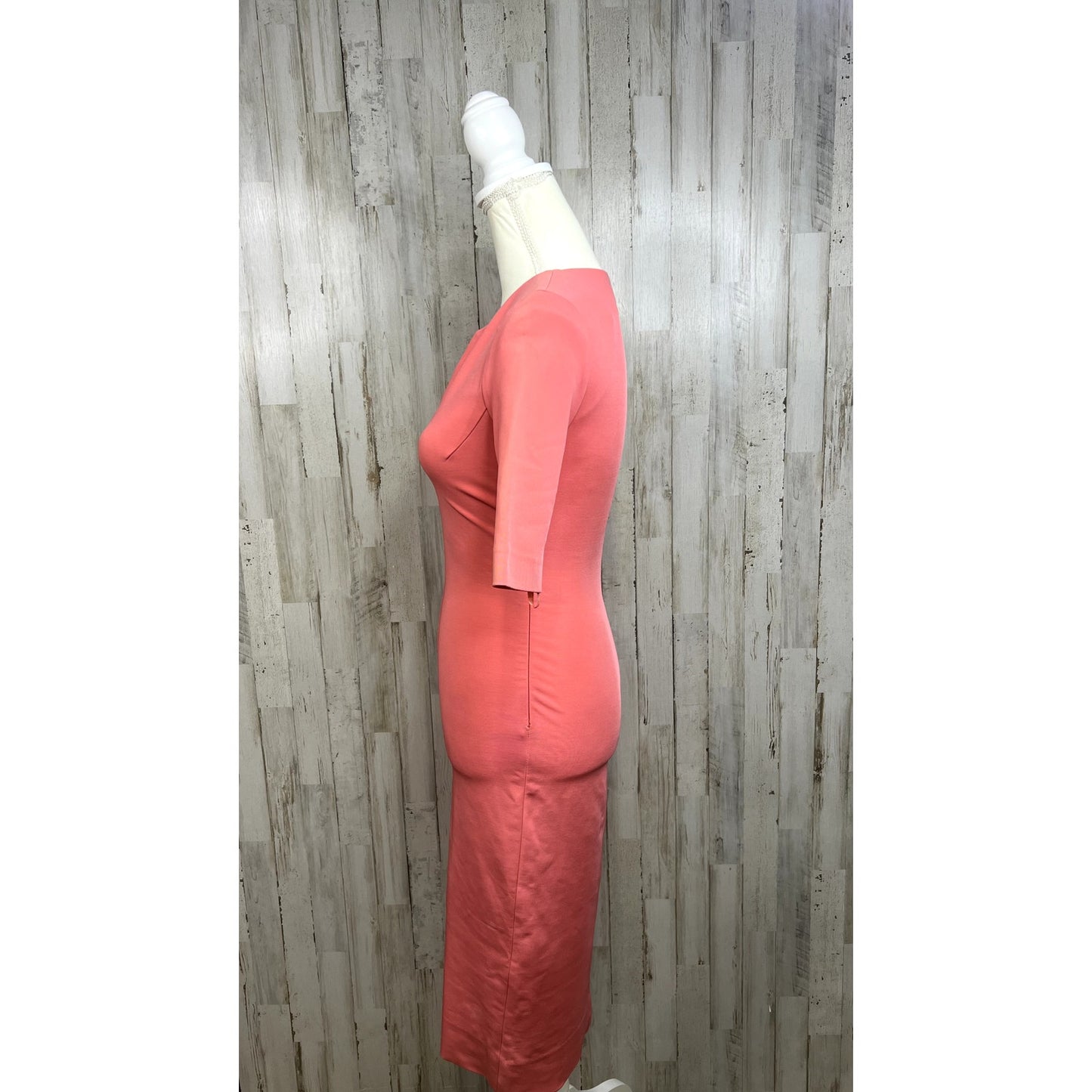 Diane von Furstenberg Coral Fitted Knee Length Dress Size 2 Short Sleeve