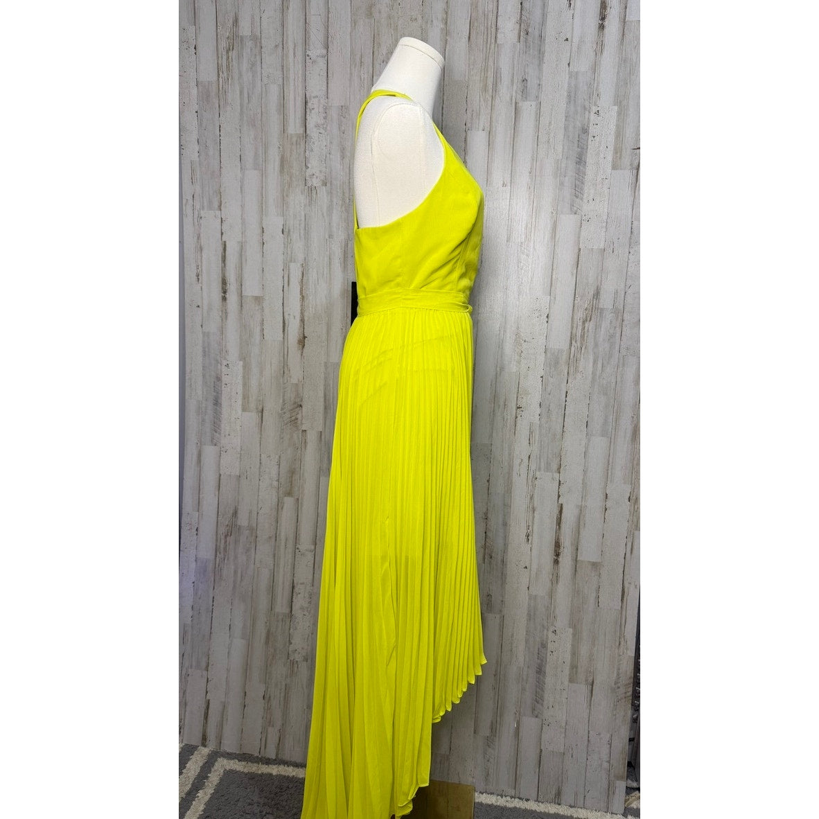NWT BCBG Paris Alyssa Dress Women's Size 6 Yellow Pleated Hi-Low Party Dress
